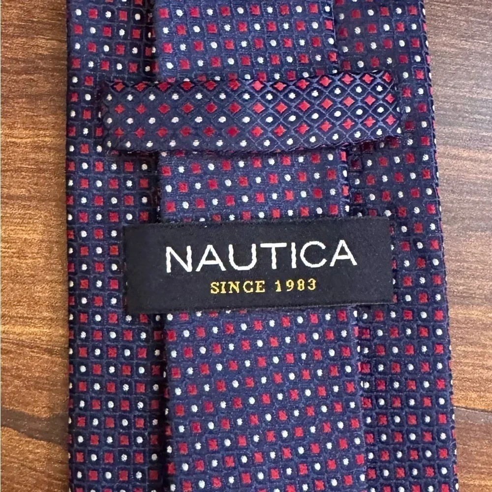 🍁SALE🍁NAUTICA 100% Silk Blue Jacquard Necktie